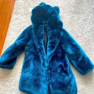Spirit Hood faux fur jacket, S, tags attached. Comes with hanger, and comb.